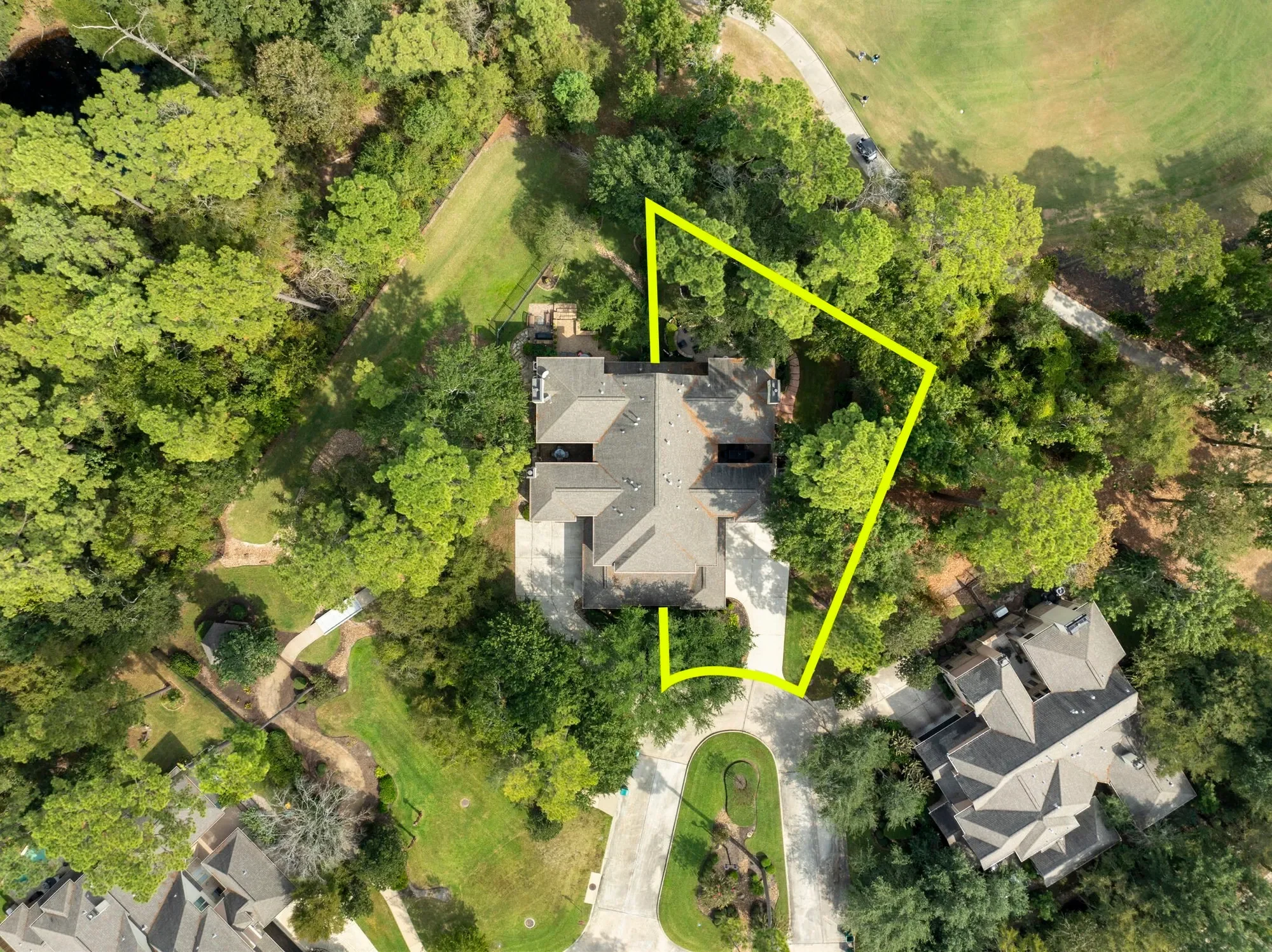 10 Mill Point Place, The Woodlands, TX 77380, The Woodlands, Texas, United States. - Photo 27