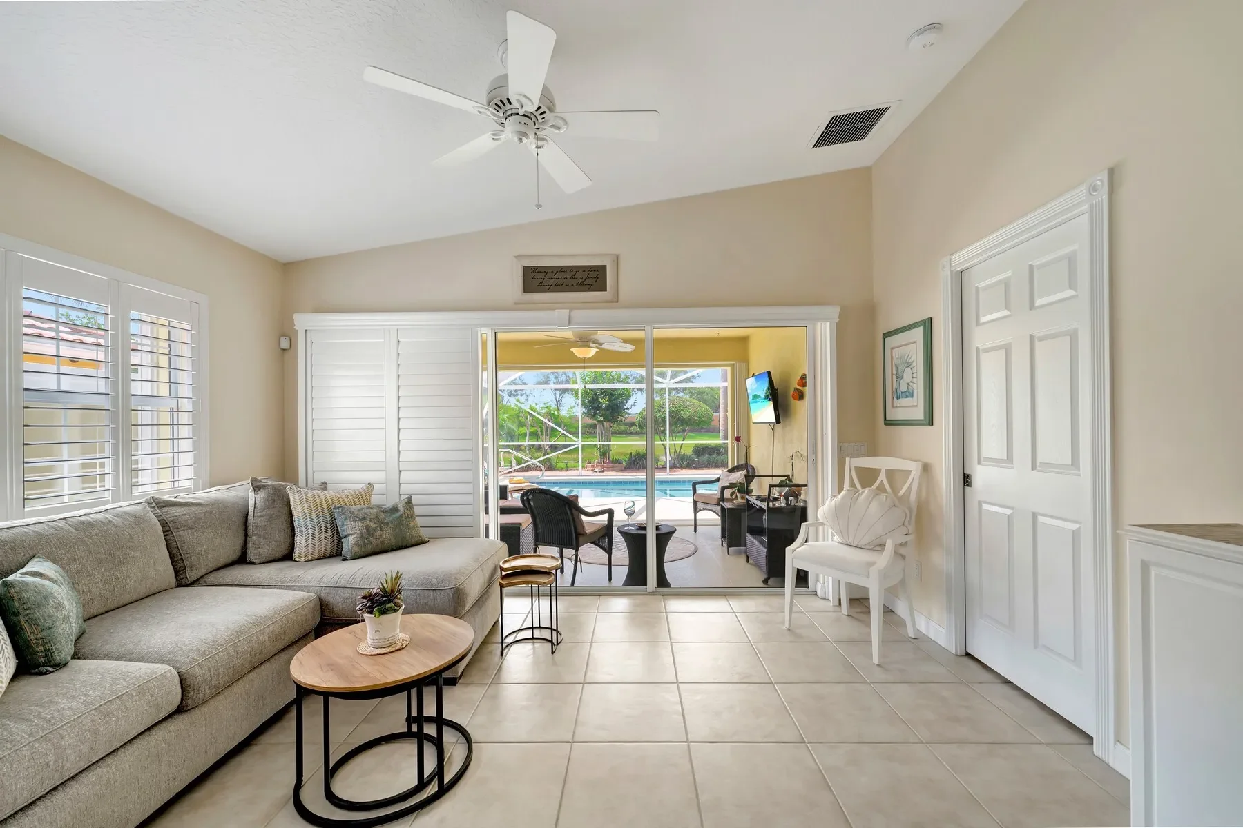 5465 Dominica Street , Vero Beach, FL 32967, Vero Beach, Florida, United States. - Photo 8