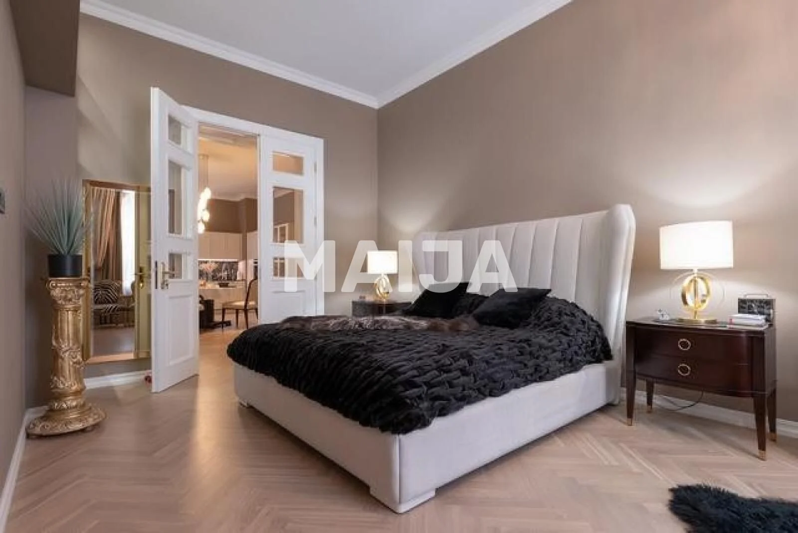 Gallery photo 10