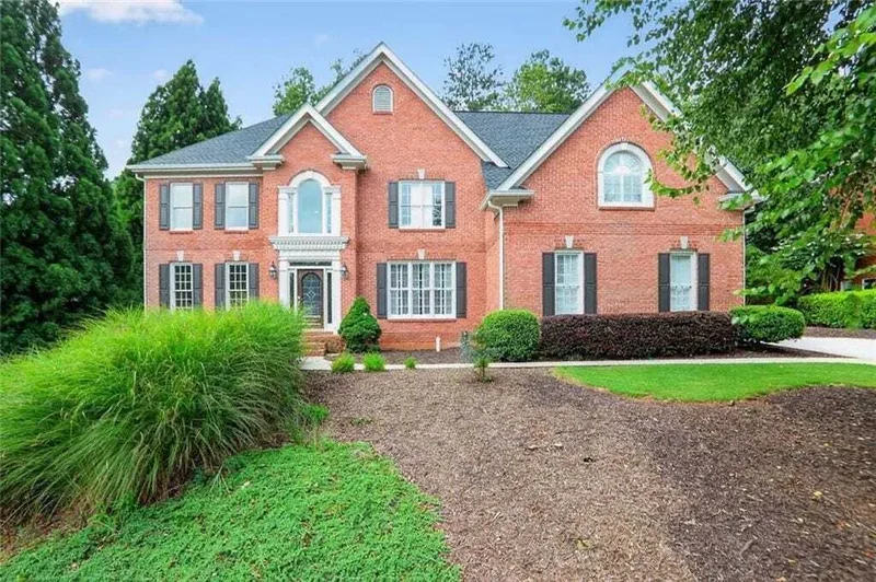 Single Family for sale in Milton