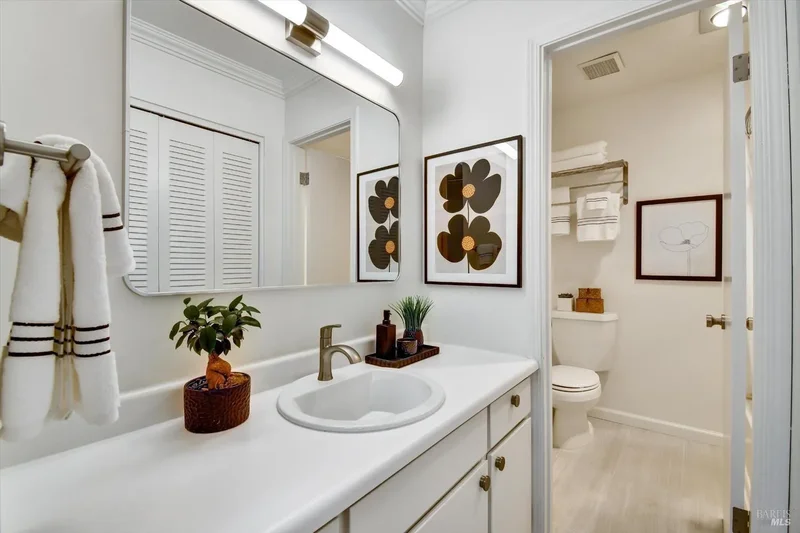 72 Lucky Drive, Corte Madera, California, United States. - Photo 25