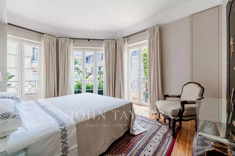 2-Bedroom Apartment Fully Renovated in Lapa