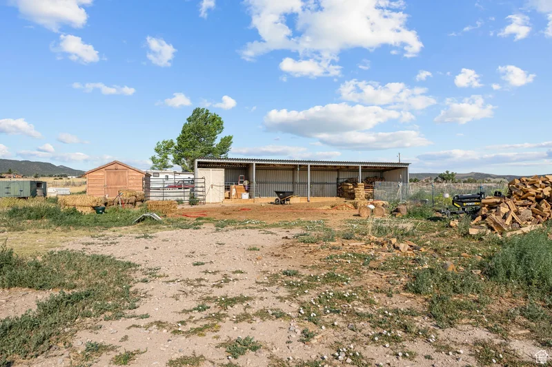 7745 N 1800 S, Cedar City, Utah, United States. - Photo 57