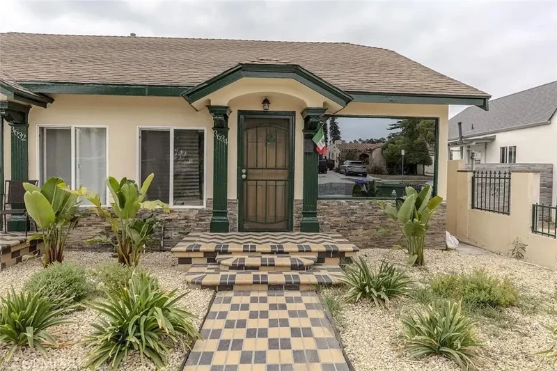 3632 W 59th Street, Los Angeles, California, United States. - Photo 25