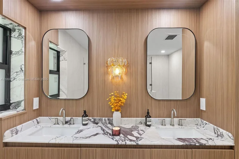 8858 Garland Ave, Bal Harbour, Florida, United States. - Photo 15