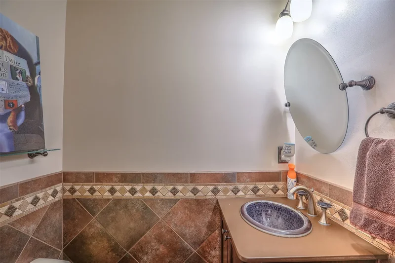 23 Senda Corvo, Santa Fe, NM 87507, Santa Fe, New Mexico, United States. - Photo 22