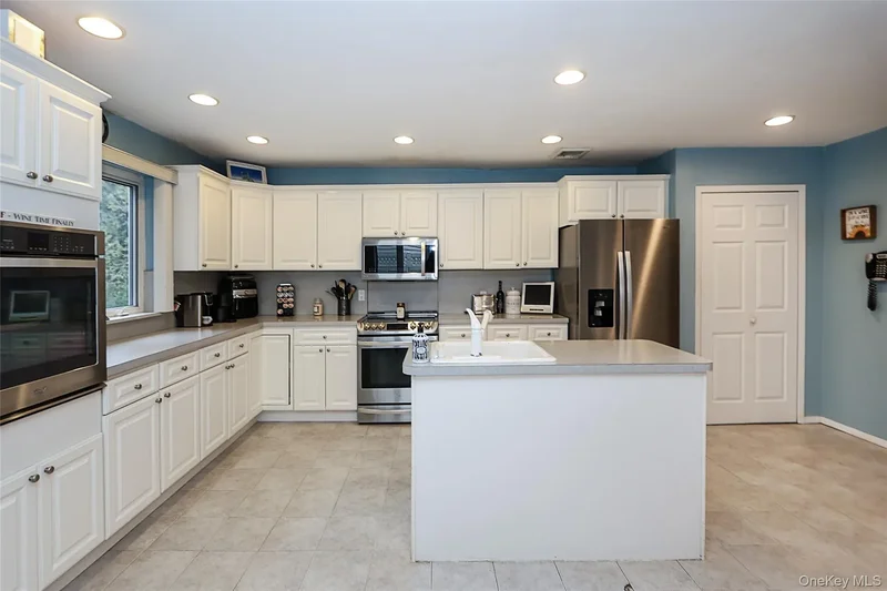 1817 Gardenia Avenue, North Merrick, NY 11566, Merrick, New York, United States. - Photo 13
