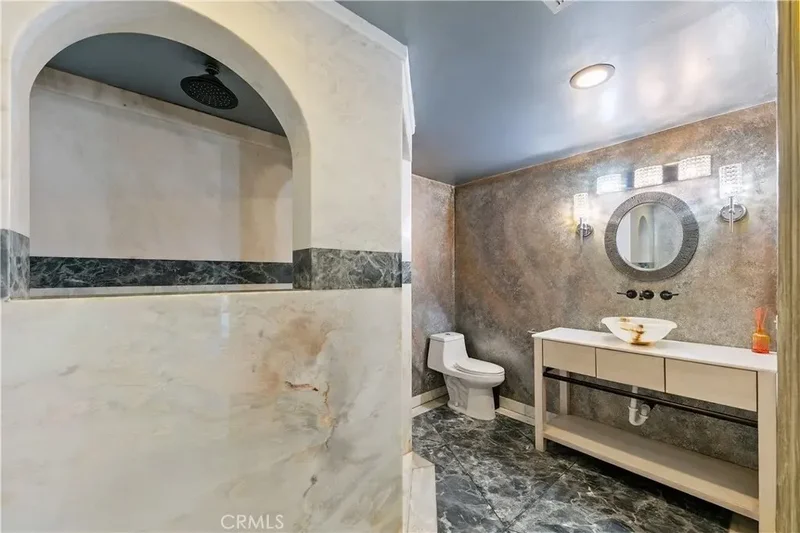 11265 Sunshine Terrace, Los Angeles, California, United States. - Photo 30