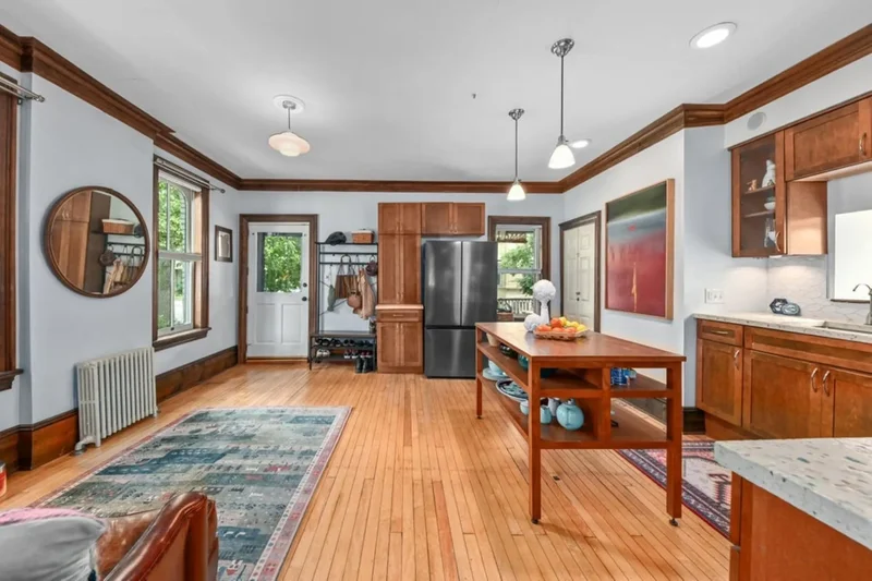 Stunning Cream City Brick Home In Brewers Hill
