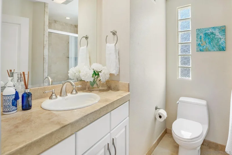 25 The Point, Coronado, California, United States. - Photo 12