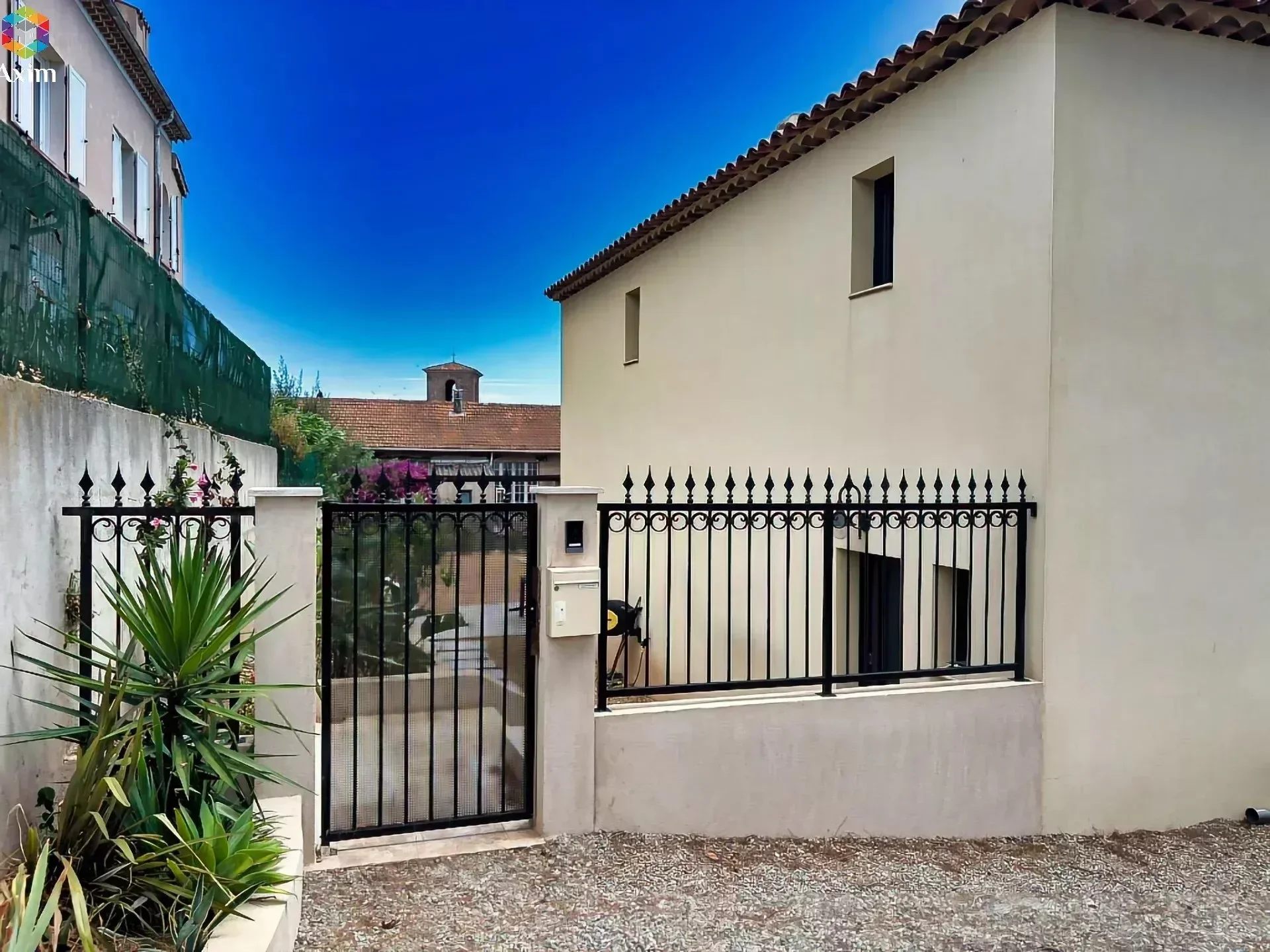 Property photo 8
