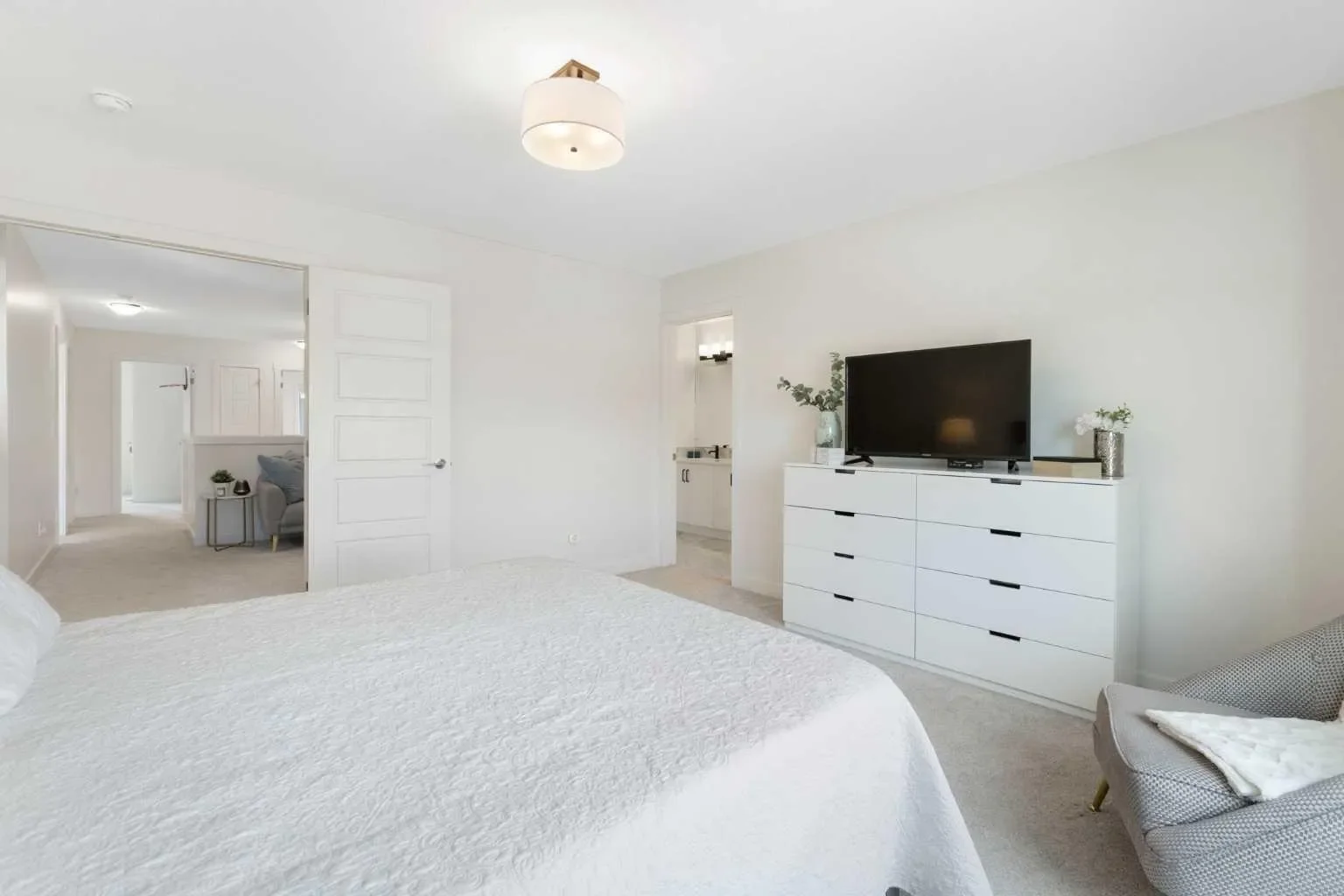 1635 Baywater Street SW, Airdrie, Alberta, Canada. - Photo 20