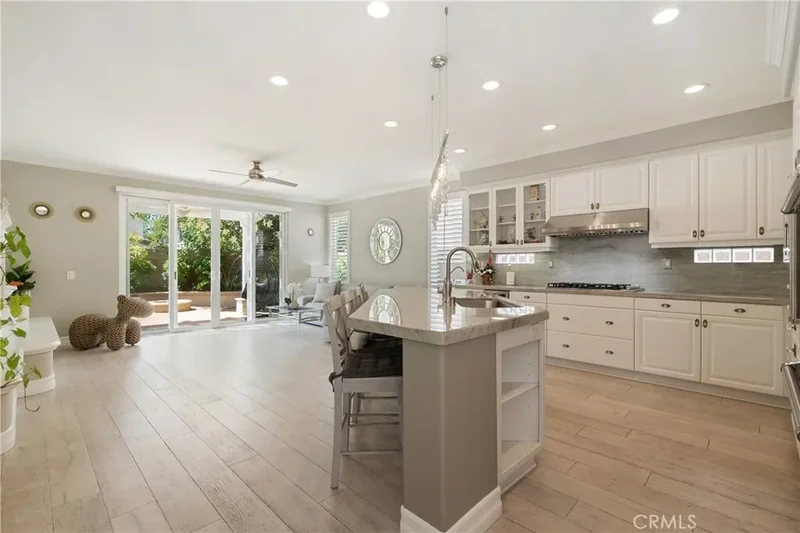 24 Malibu, Irvine, CA 92602, Irvine, California, United States. - Photo 16