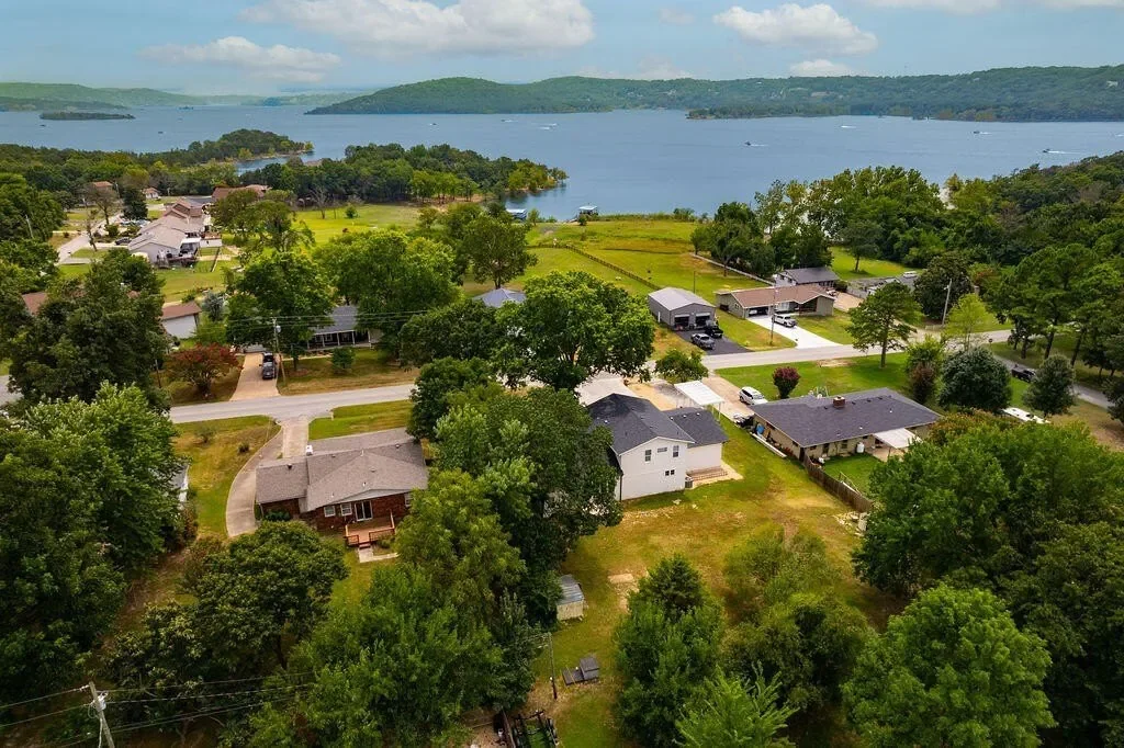 912 Parkview Drive, Hollister, MO 65672, Ridgedale, Missouri, United States. - Photo 18