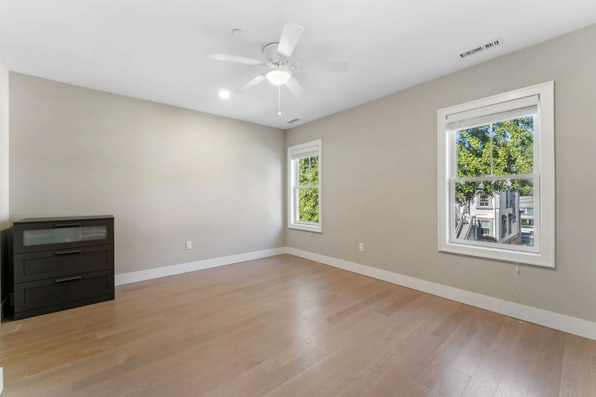 Gallery photo 7