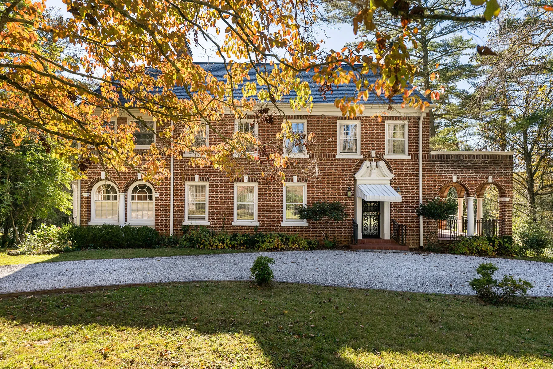 325 Vanderbilt Road, Asheville, NC 28803, Asheville, North Carolina, United States. - Photo 31
