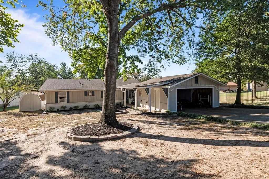 230 Bushwhacker Drive, Gun Barrel City, Texas, United States. - Photo 34