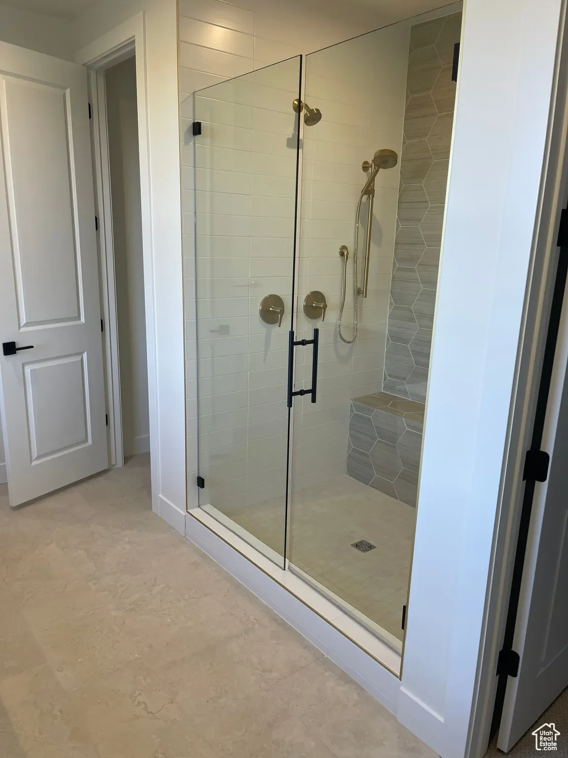 Gallery photo 6
