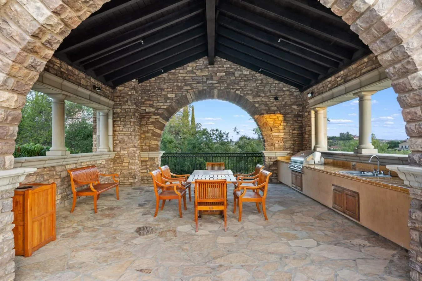 18226 Avenida Apice, Rancho Santa Fe, California, United States. - Photo 14