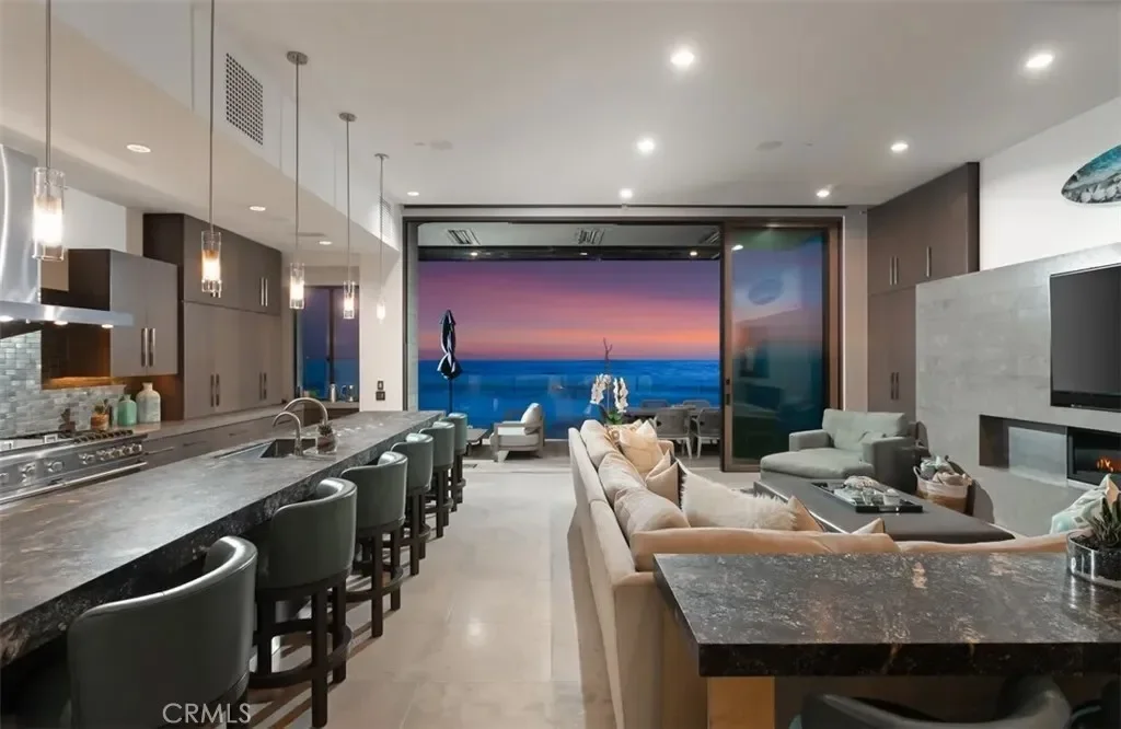 35461 Beach Road, Dana Point, California, United States. - Photo 40