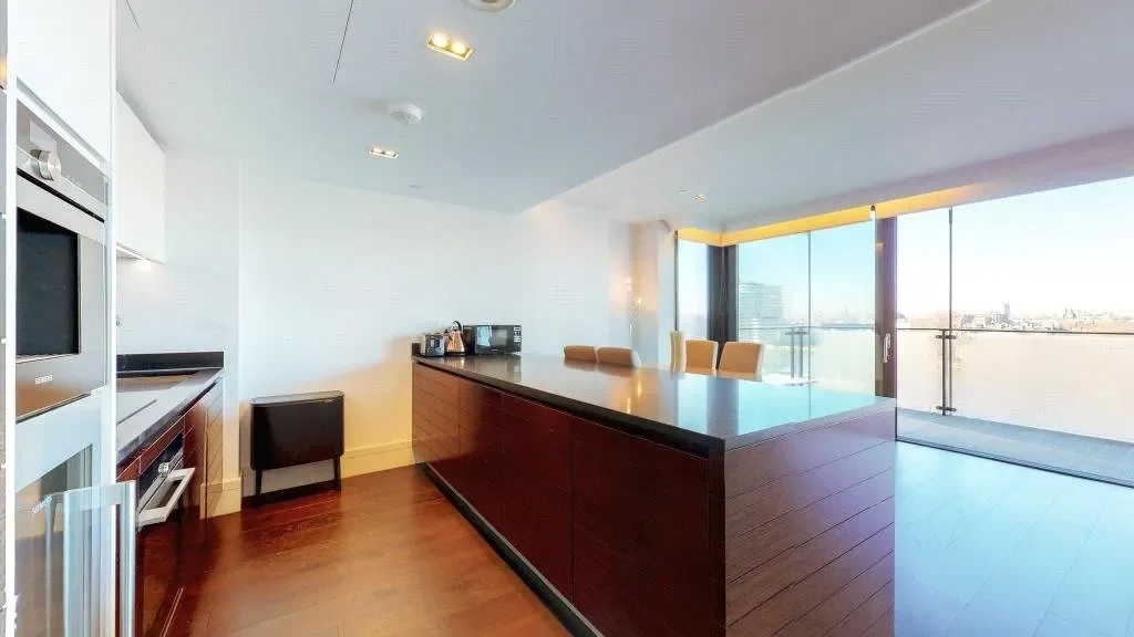 Gallery photo 2