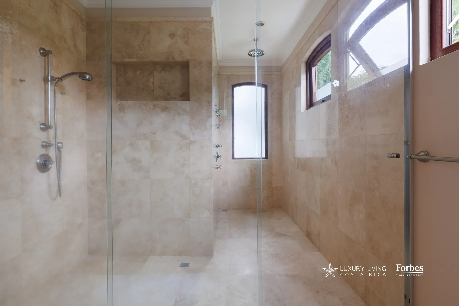 Gallery photo 12