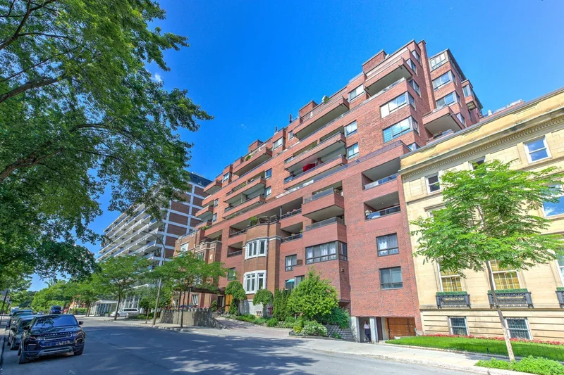 1515 Av. du Docteur-Penfield 906, Montréal, Quebec, Canada. - Photo 6