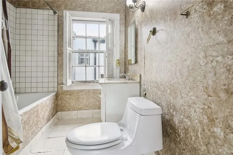 838 S Lorraine, Los Angeles, California, United States. - Photo 30