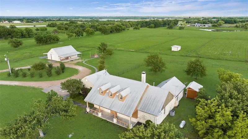 9757 Neal Road, Forney, TX 75126, Forney, Texas, United States. - Photo 6