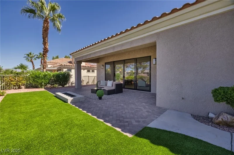 2725 Youngdale Drive, Las Vegas, Nevada, United States. - Photo 31