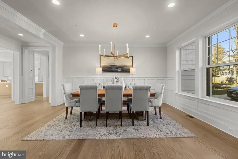 4714 ESSEX AVE, CHEVY CHASE, MD, 20815, USA, Chevy Chase, Maryland, United States. - Photo 9