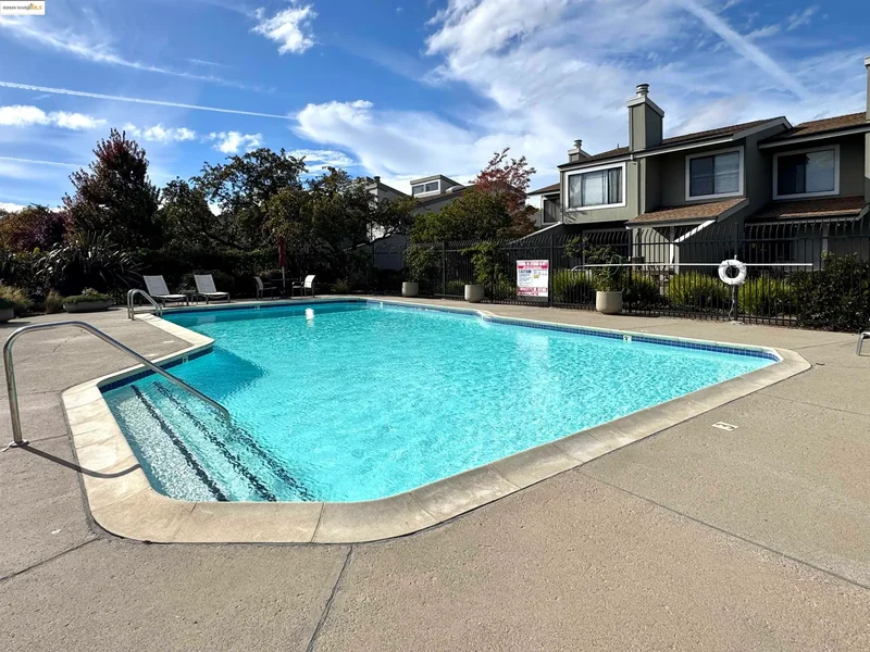 3365 Los Prados St, San Mateo, California, United States. - Photo 29