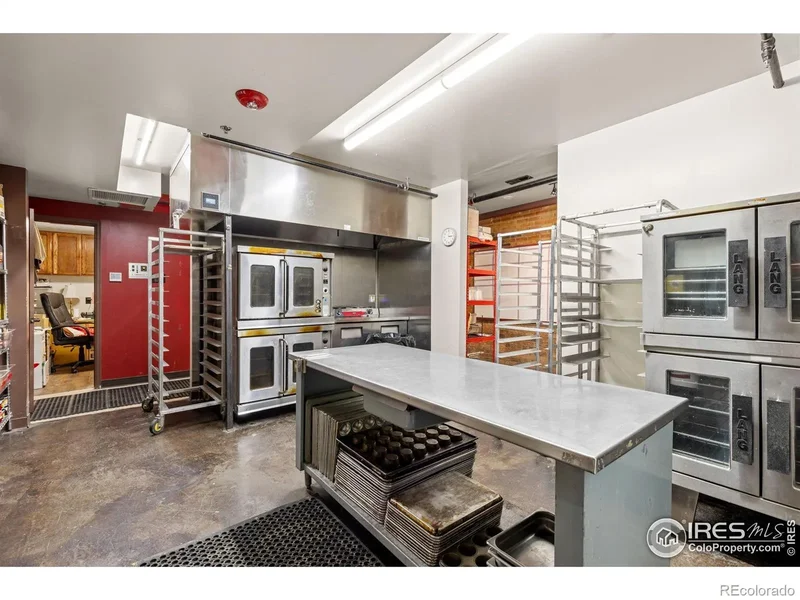 331 Main Street, Longmont, Colorado, United States. - Photo 17