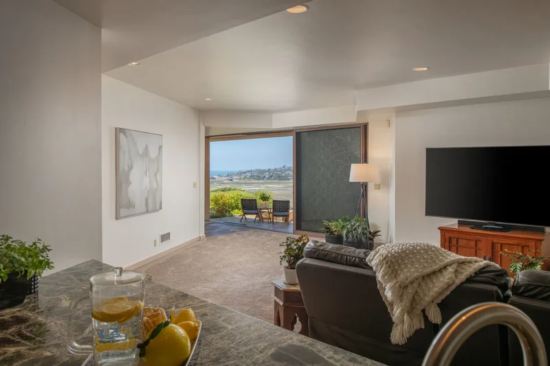 779 Barbara Avenue , Solana Beach, CA 92075, Solana Beach, California, United States. - Photo 21