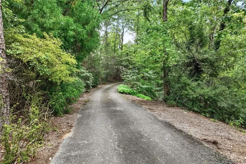 951 East Lake Drive, Gainesville, Georgia, United States. - Photo 7