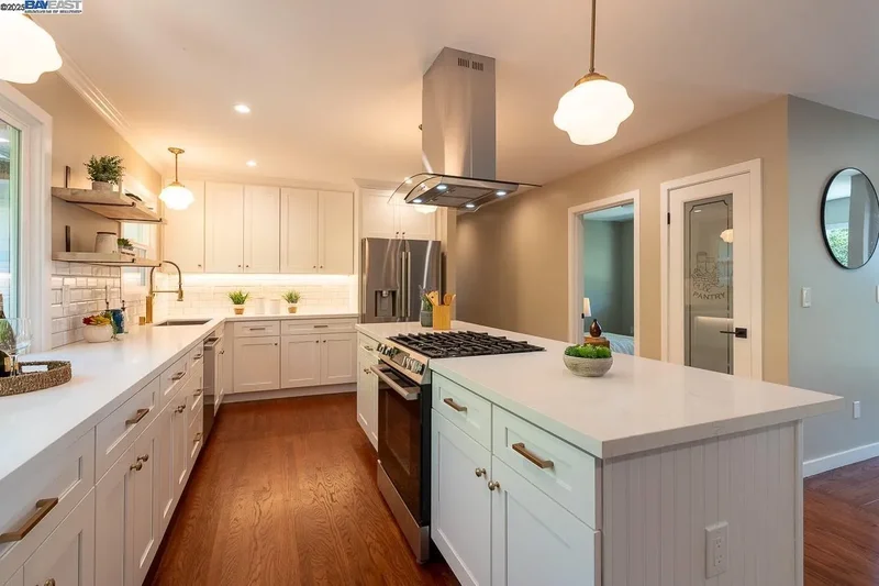 2818 Steinmetz Way, Oakland, California, United States. - Photo 10