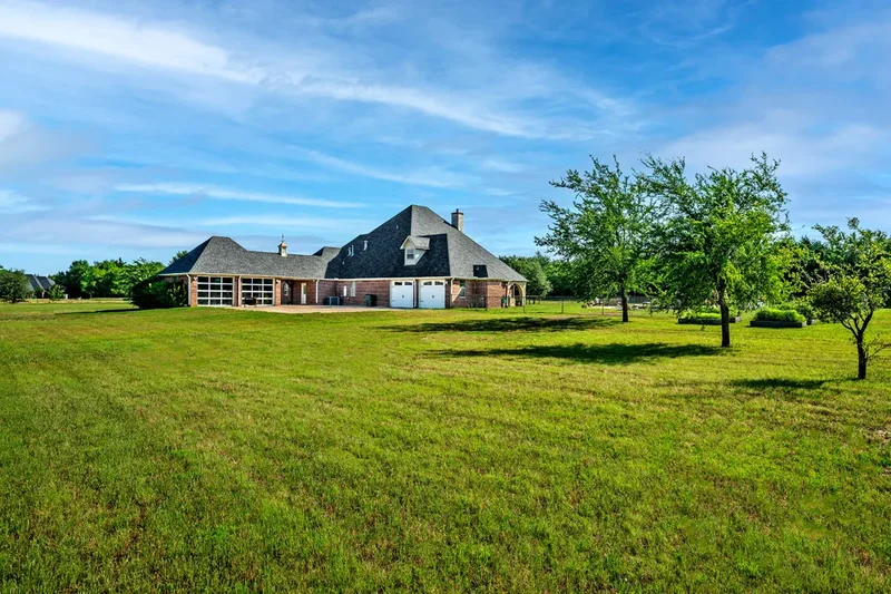 209 Chrissa Drive, Pottsboro, TX 75076, Pottsboro, Texas, United States. - Photo 6