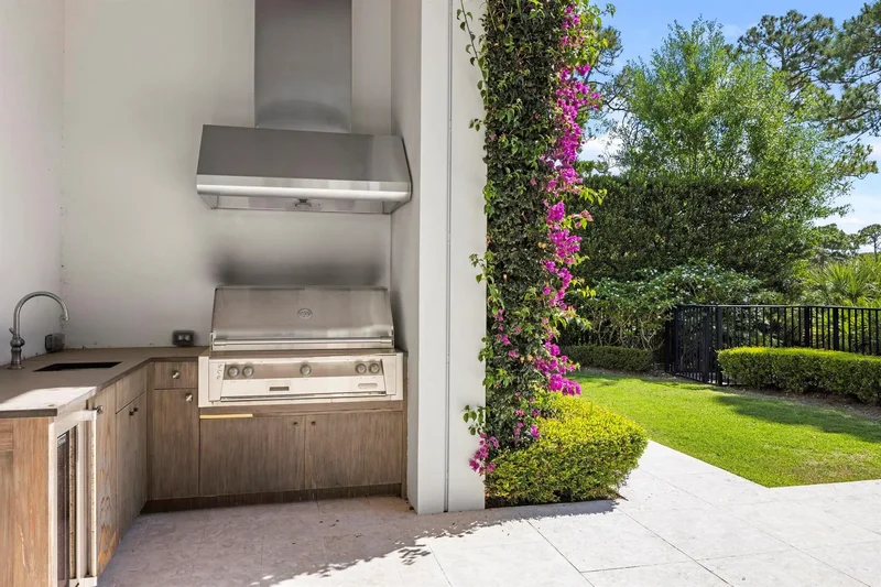 131 W Bears Club Drive, Jupiter, Florida, United States. - Photo 39
