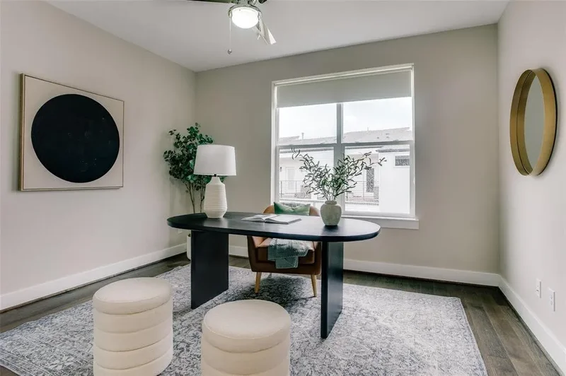 381 E Greenbriar Lane 804, Dallas, Texas, United States. - Photo 15