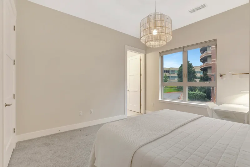 Thoughtfully Designed 2 Bd / 2 Ba Condo In The Heart Of Dtc