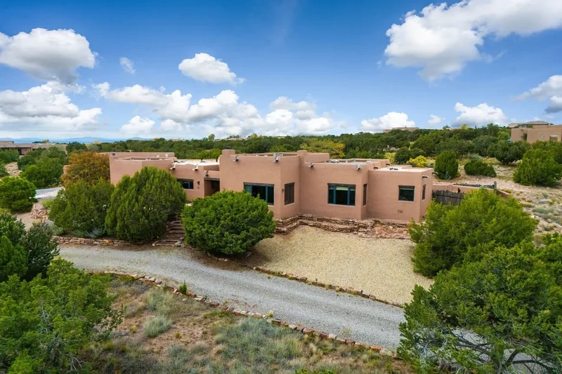 61 Paseo Del Antilope , Santa Fe, NM 87506, Santa Fe, New Mexico, United States. - Photo 16