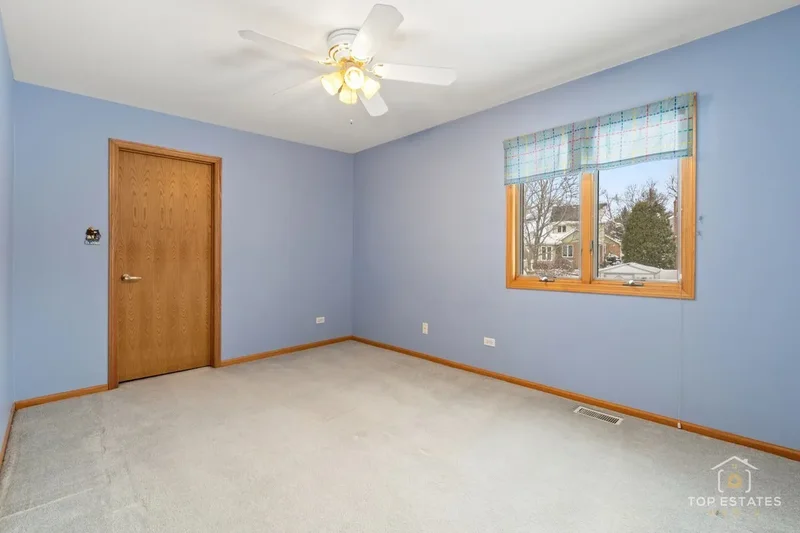 13124 W Beaver Lake Drive, Homer Glen, Illinois, United States. - Photo 17