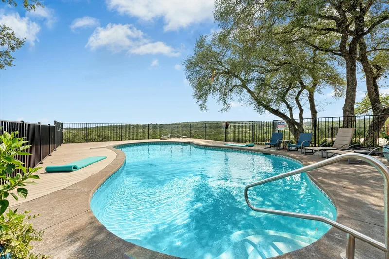 110 Longhorn LN, Dripping Springs, Texas, United States. - Photo 12