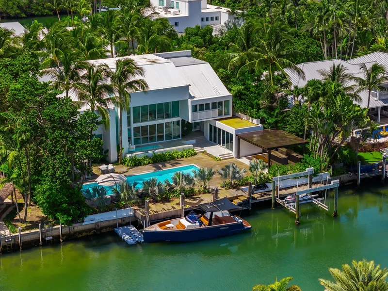 161 Cape Florida Dr , Key Biscayne, FL 33149, Key Biscayne, Florida, United States. - Photo 3