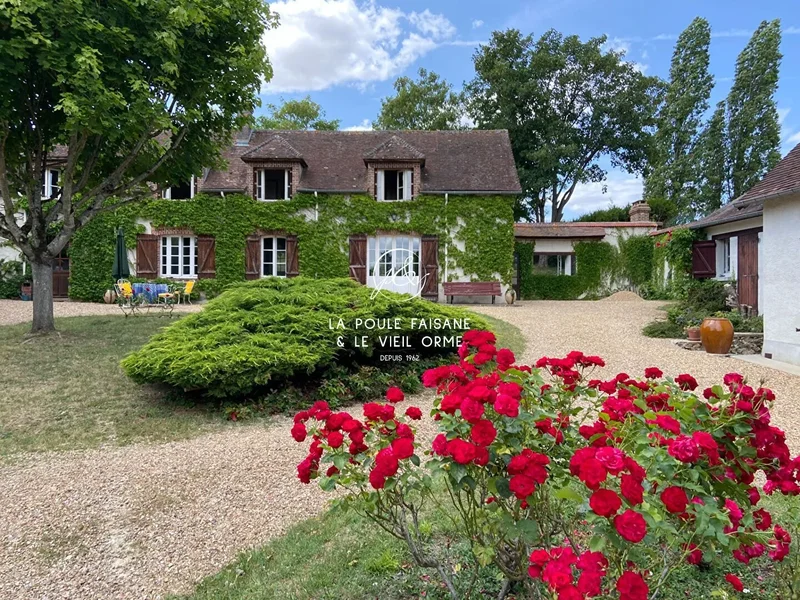 Houdan, Île-de-France, France. - Photo 1