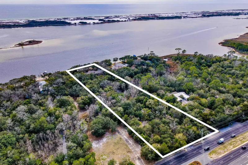 721 West Miracle Strip Parkway , Mary Esther, FL 32569, Mary Esther, Florida, United States. - Photo 20