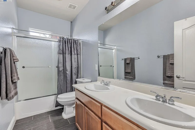 799 Ellerbrook St, Mountain House, CA 95391, Mountain House, California, United States. - Photo 30