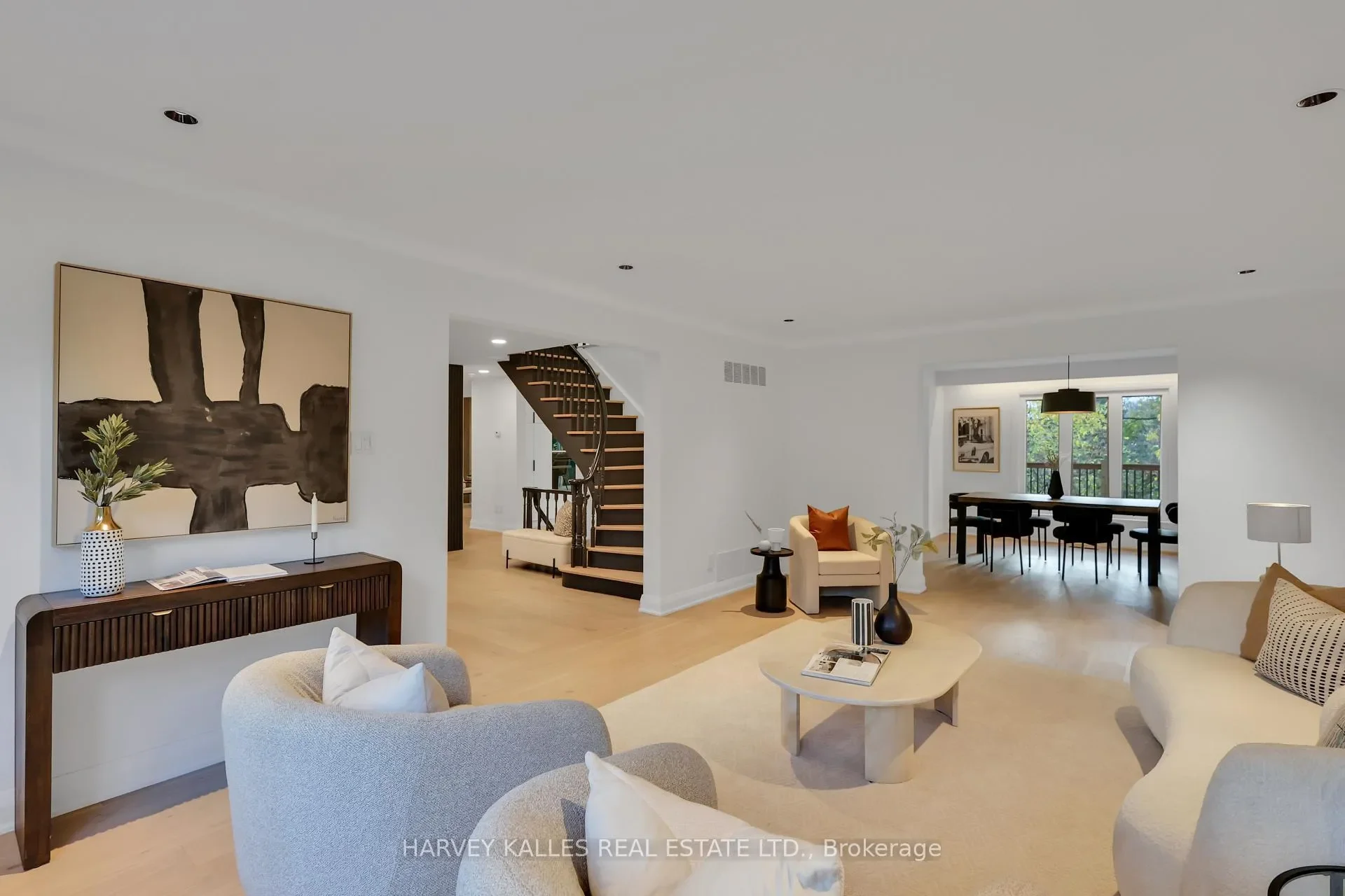 Gallery photo 12