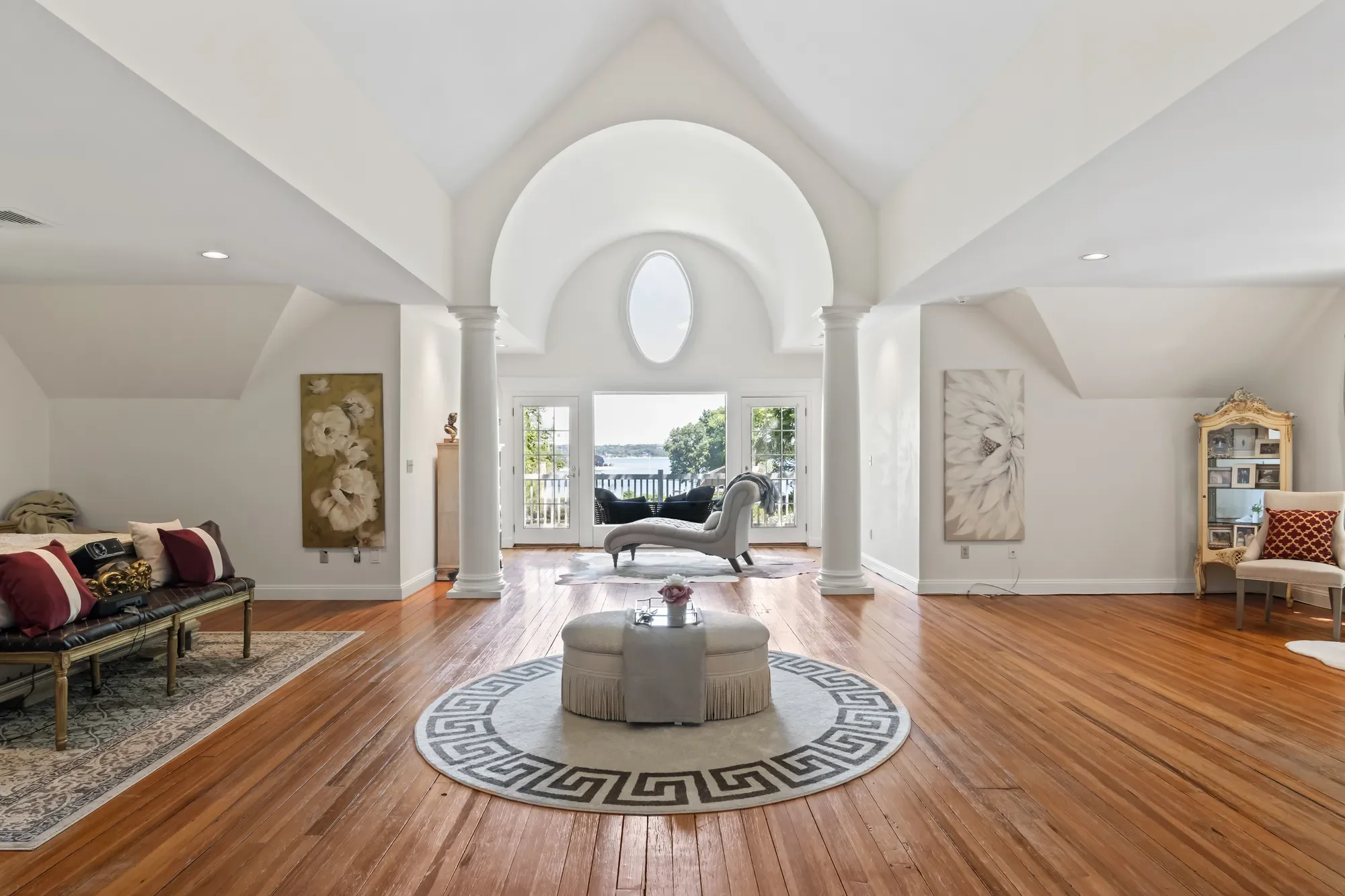 Gallery photo 10