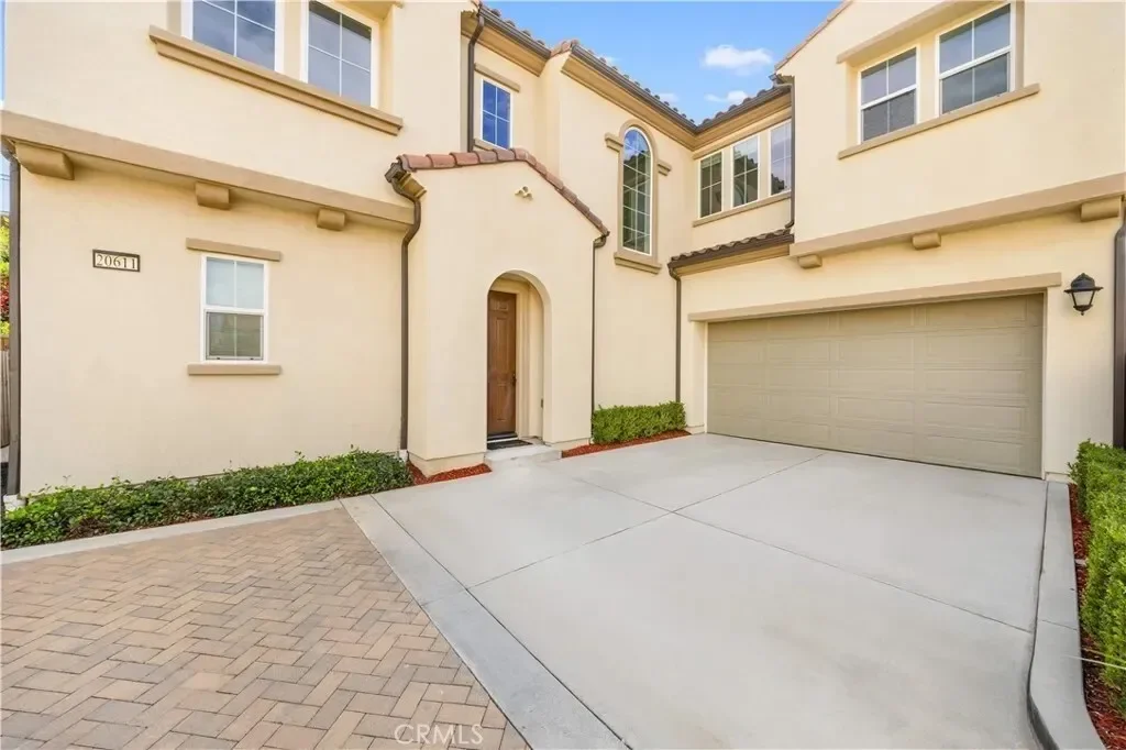 20611 W Chestnut Circle, Los Angeles, California, United States. - Photo 2
